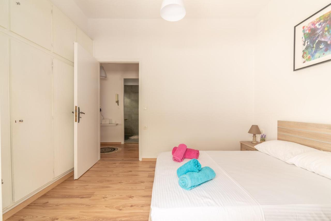 Modern Renovated Apt Next To The Beachfront Heraklion  ภายนอก รูปภาพ
