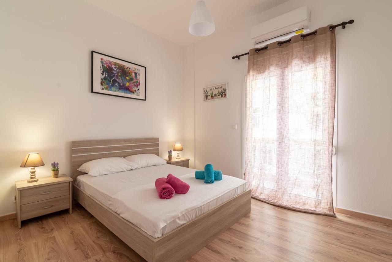 Modern Renovated Apt Next To The Beachfront Heraklion  ภายนอก รูปภาพ